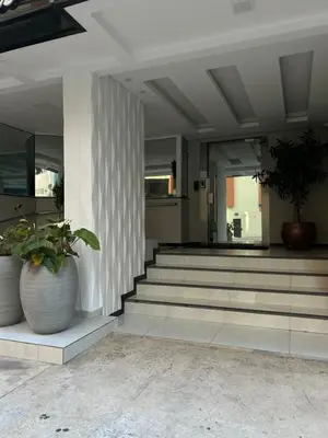 A fachada ou entrada de Apartamento a 60m da praia com ar-condicionado
