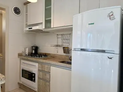 A cozinha ou kitchenette de Ed. Jardim Cristal - Excelente localização em Bombas, Bombinhas/SC
