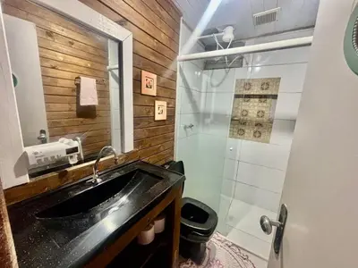 A planta de Quarto Equipado próximo as praias em Balneário