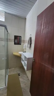A planta de Loft para 4 pessoas, moderno 7 min da praia de carro!