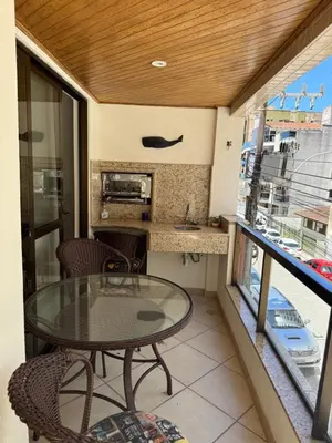 A planta de Apto Meia Praia com vista mar