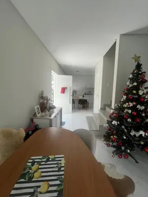 Uma área de estar em Alugo casa perfeita há 4km da Praia Central de Balneário Camboriú