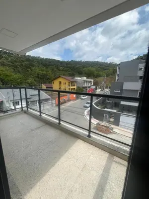 Uma vista geral da montanha ou uma vista da montanha a partir da casa de férias