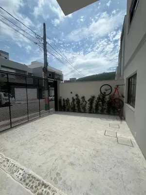 A planta de Alugo casa perfeita há 4km da Praia Central de Balneário Camboriú