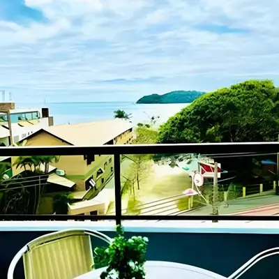 Ed Baia Azul com vista para todo o mar