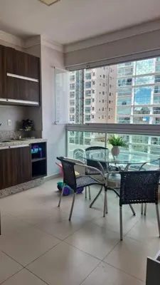 A planta de Apartamento 2 quadras do mar