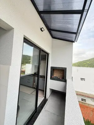 Uma vista geral da montanha ou uma vista da montanha a partir da casa de férias