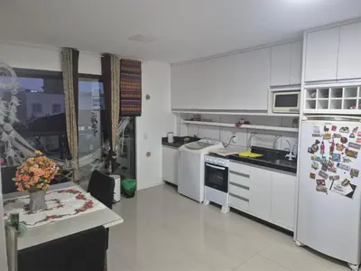A cozinha ou kitchenette de Apartamento final do ano