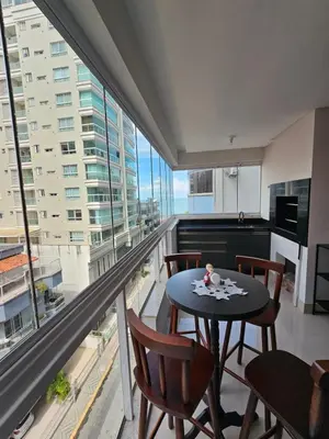 A cozinha ou kitchenette de Apartamento no centro de Itapema