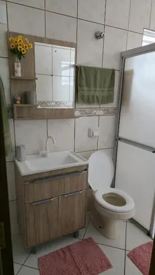 Uma casa de banho em Apartamento Completo na Praia de Bombas - 3 quartos - 10 pessoas