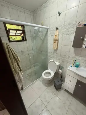 Uma casa de banho em Interior beach house in Bombinhas!