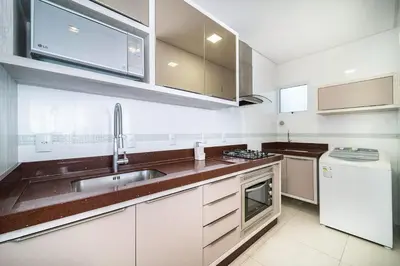 A cozinha ou kitchenette de Cobertura Duplex - Bombinhas