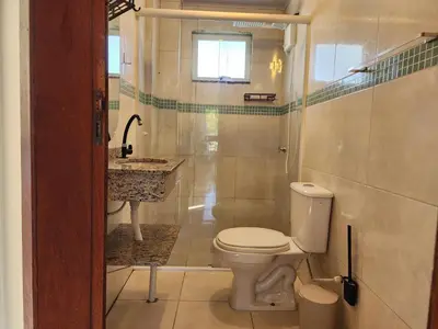 Uma casa de banho em Residencial São Francisco