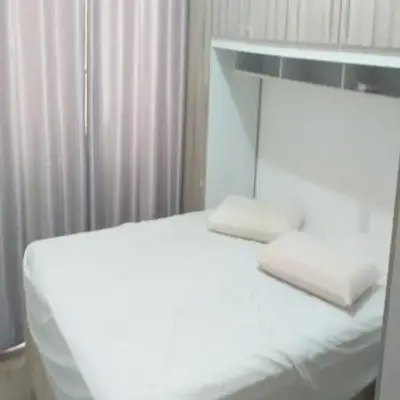 2 dormitorios com Ar cond no centro