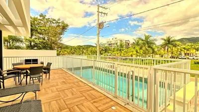 Uma vista geral da montanha ou uma vista da montanha a partir do apartamento