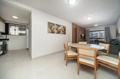 A planta de Apto 3 Quartos com Suíte próximo da Praia