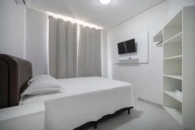 A planta de Apto 3 Quartos com Suíte próximo da Praia