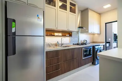A cozinha ou kitchenette de Apto 3 Dormitórios com Sacada e Churrasqueira