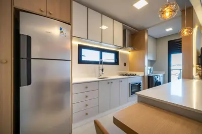 A cozinha ou kitchenette de Apartamento alto padrão 3 quartos c/piscina