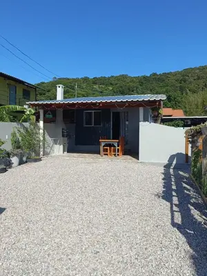 Uma vista geral da montanha ou uma vista da montanha a partir da casa de férias
