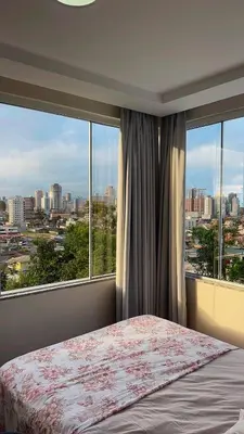Uma cama ou camas num quarto em House with swimming pool, 4 en-suites, 6 parking spaces