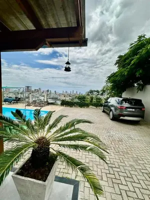 A piscina em ou perto de House with swimming pool, 4 en-suites, 6 parking spaces