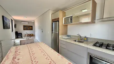 A cozinha ou kitchenette de Cobertura Duplex para Locação de Temporada em Canto Grande!