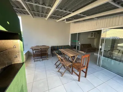A planta de Casa para 9 Pessoas c Churrasqueira