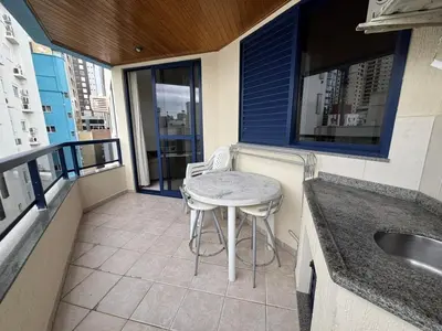 A planta de Vista Mar com Churrasqueira, Climatizado e Garagem