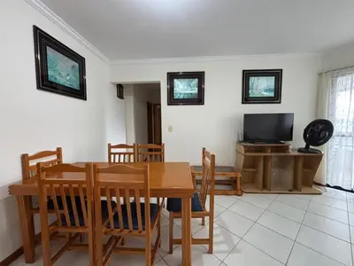 A planta de Vista Mar com Churrasqueira, Climatizado e Garagem