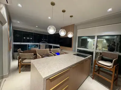 A cozinha ou kitchenette de Apartamento Luxuoso Beira-Mar - 4 Suítes e Garagem