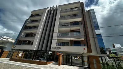 O edifício onde o apartamento está situado