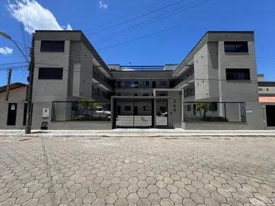 O edifício onde o apartamento está situado