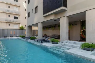 A piscina em ou perto de Infinity Tower Flat 1105