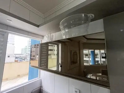 A cozinha ou kitchenette de Meia Praia Itapema Apartmento até 10 pessoas