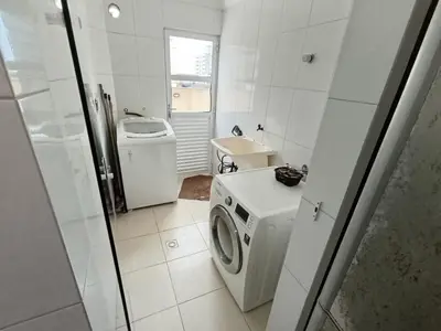 Uma casa de banho em Meia Praia Itapema Apartmento até 10 pessoas