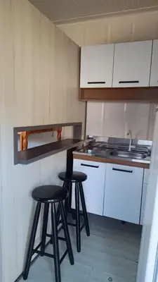 A cozinha ou kitchenette de Kitnet Container 2