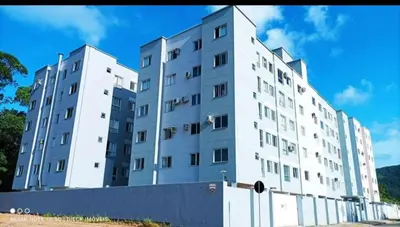O edifício onde o apartamento está situado