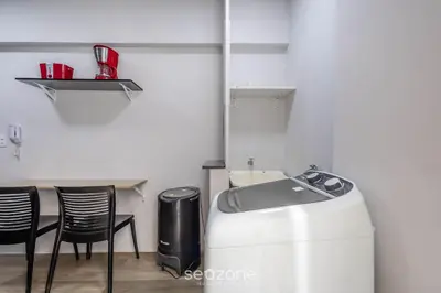 A cozinha ou kitchenette de Apto 2 qts 350m da praia no centro BC EAN0104