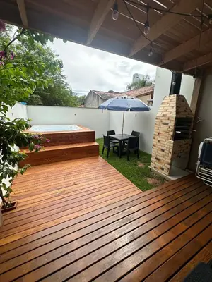 Vista de um rio perto da casa de férias