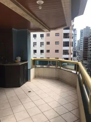 Uma varanda ou terraço em Apartamento Centro Meia Praia