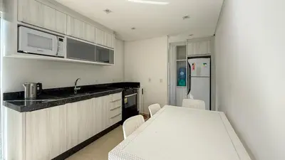 A cozinha ou kitchenette de La Rosadita 408 - Praia de Bombas