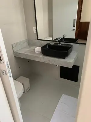 Uma casa de banho em Cobertura dois mares churrasqueira e jacuzzi