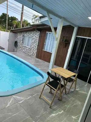 A piscina em ou perto de Casa em Bombinhas Temporada