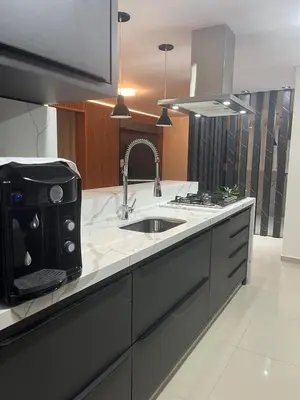 A cozinha ou kitchenette de Seu refúgio em Bombinhas, conforto e pé na areia