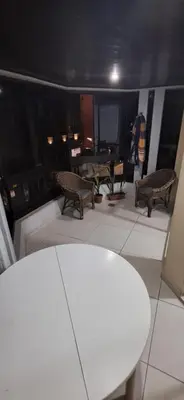 Uma área de estar em Na quadra do mar - apartamento com 3 dormitórios