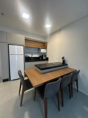A cozinha ou kitchenette de Flat novo próximo ao Hard Rock