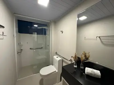 Uma casa de banho em Achei Itapema • Mariluz Residencial, R.269