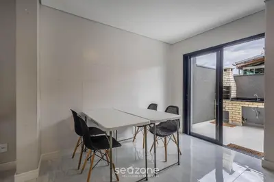 A cozinha ou kitchenette de Casa c/ terraço e churrasq. a 850m do mar JSF0748