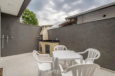 Uma varanda ou terraço em Casa c/ terraço e churrasq. a 850m do mar JSF0748